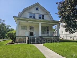 Building Photo - 1028 E Mission Ave