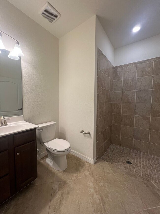 Building Photo - *AVAILABLE NOW* Babcock Ranch 3 Bed 3 Bath with a Den and 3 Car Garage!