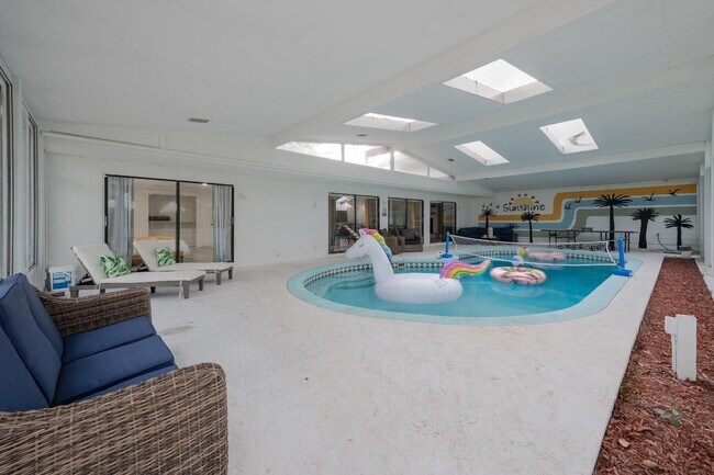 Building Photo - 1775 Harbor Rd