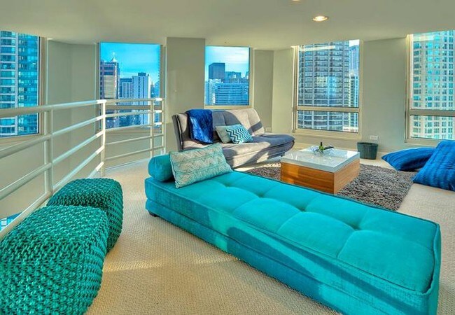 Building Photo - 740 N Rush St