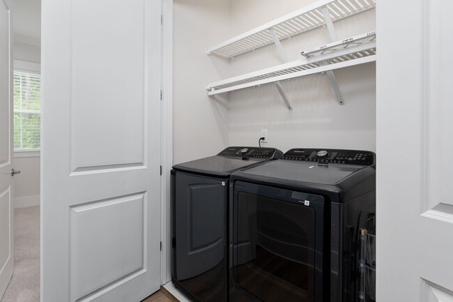 Building Photo - 4454 Bannock Cir