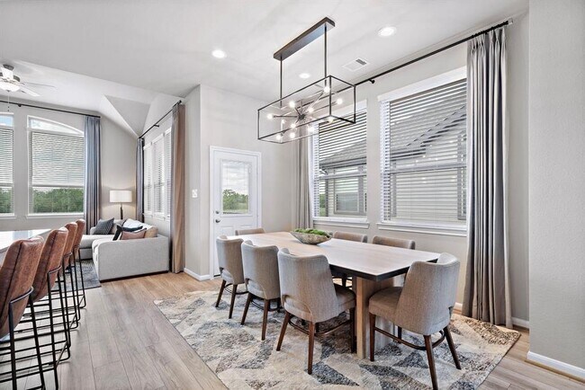 Building Photo - 2539 Terrace Point Dr