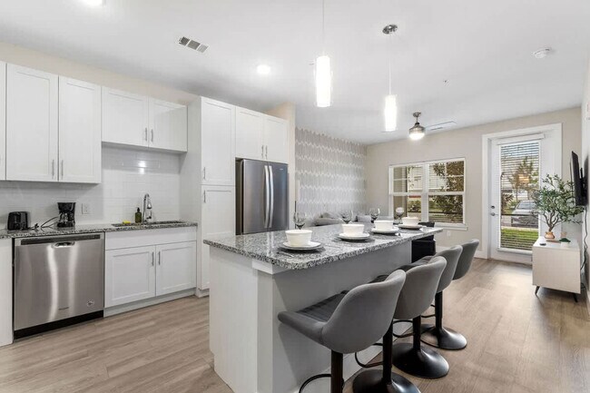 Building Photo - 12595 Windy Pointe Lp