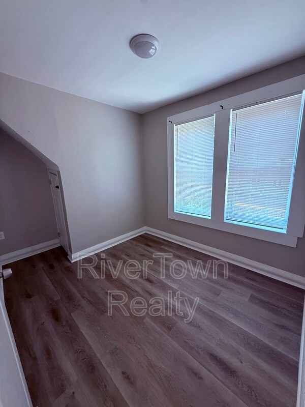 Building Photo - 1305 Tutwiler Ave