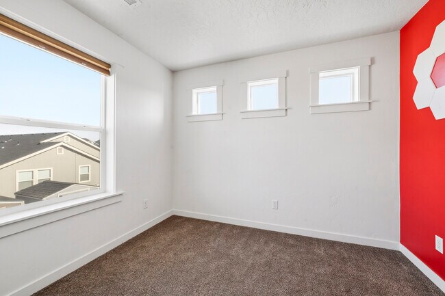 Building Photo - 7578 E Wheatley St