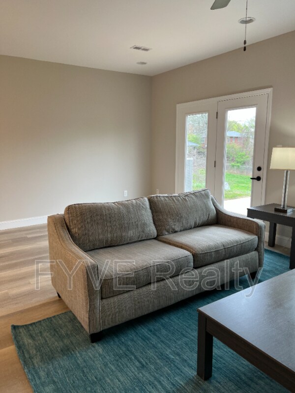 Building Photo - 3122 Rustic Charm Way