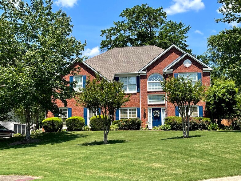 Building Photo - 2036 Londonberry Ct