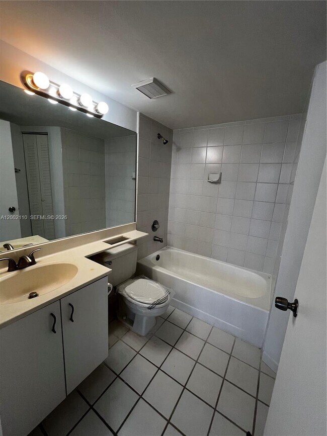 Building Photo - 3300 NE 192 St