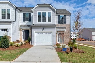 Building Photo - 580 Glen Clova Dr