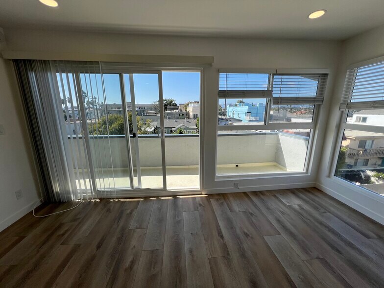 Building Photo - 20 29th Ave