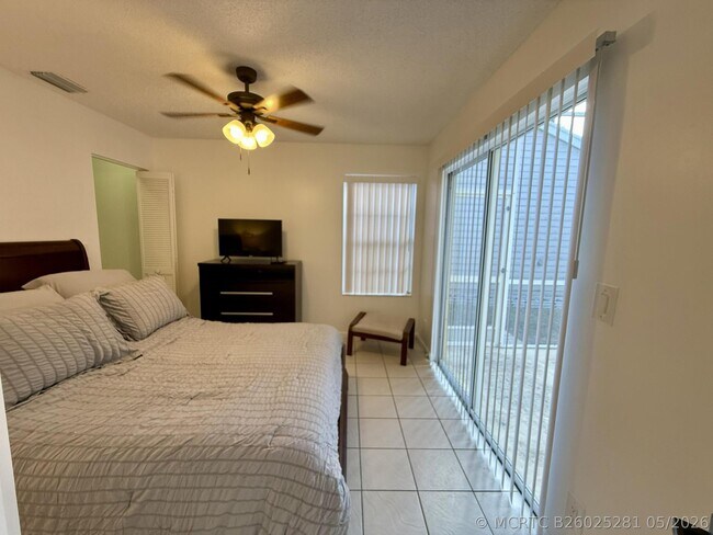 Building Photo - 1049 Mourning Dove Ln