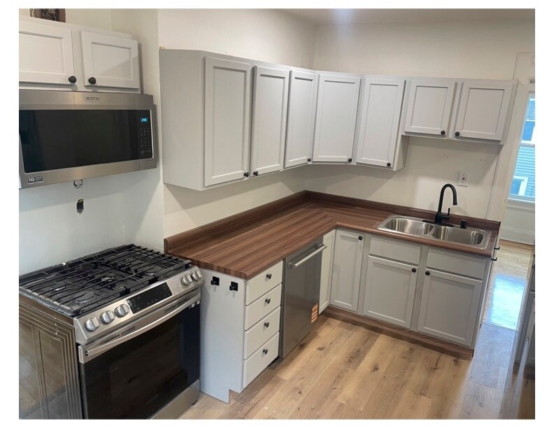 Renovated Kitchen - 2860 S Delaware Ave
