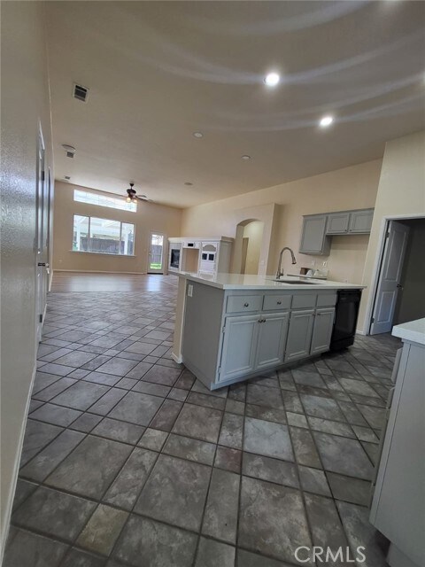 Building Photo - 25375 Forest Wood Cir