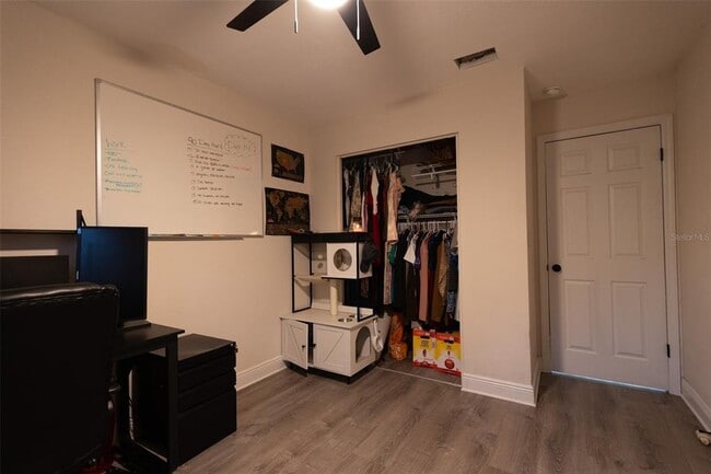 Building Photo - 4610 N Country Hills Ct