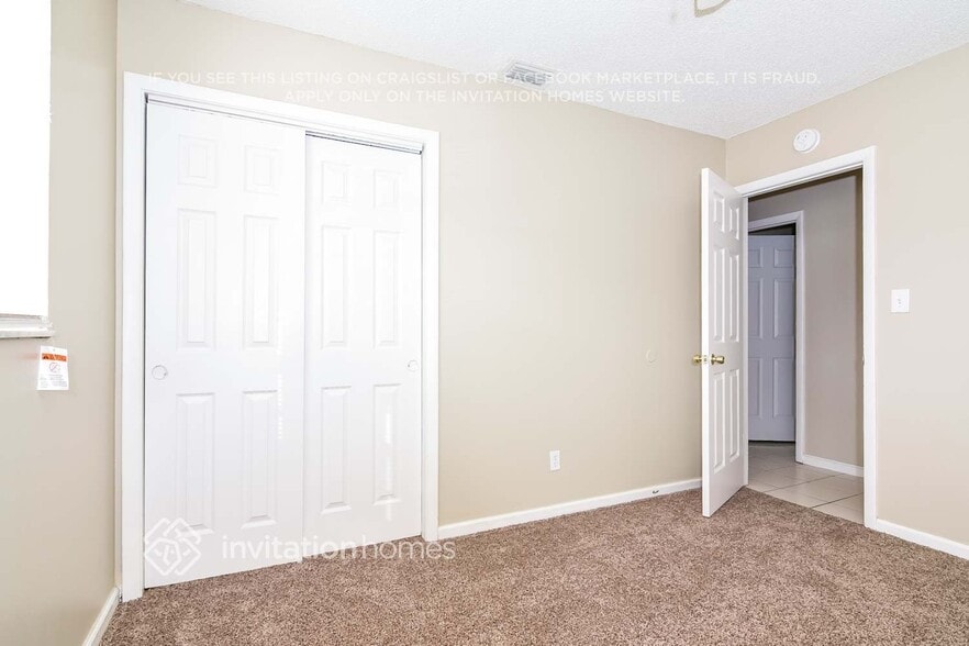 Building Photo - 3221 W Grove St