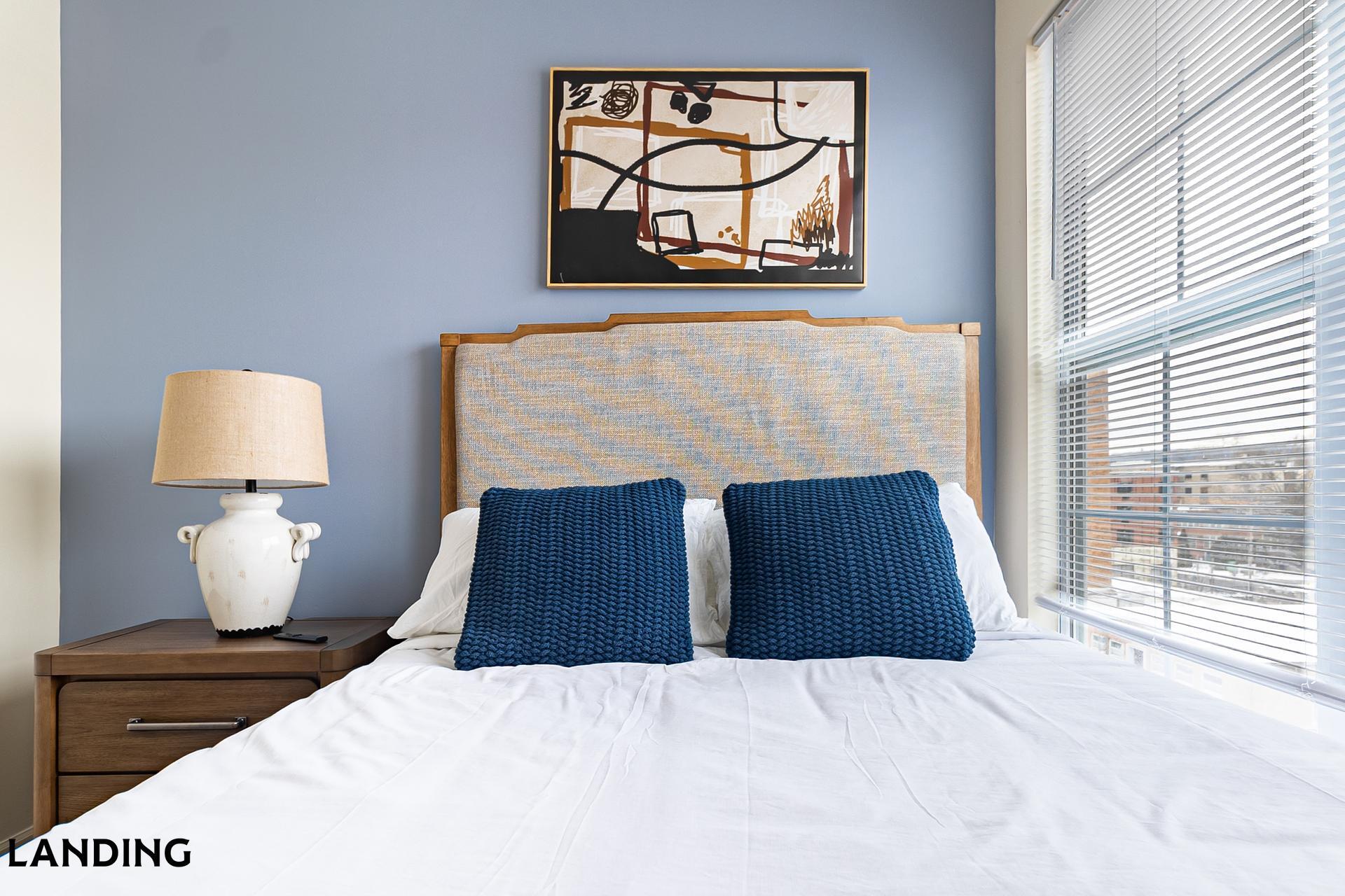 Building Photo - 400 Blake St