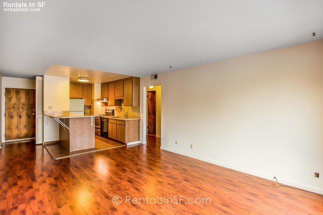 Building Photo - Spacious 2bd/1ba in Inner Richmond!