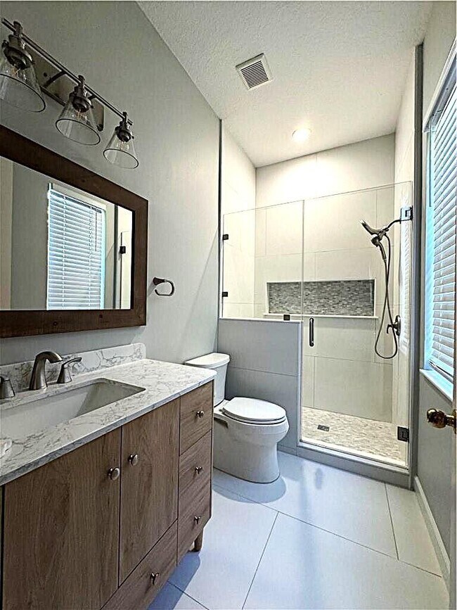 Building Photo - 3318 Burlington Pl SW