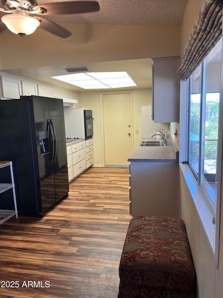 Building Photo - 9221 W Briarwood Cir N