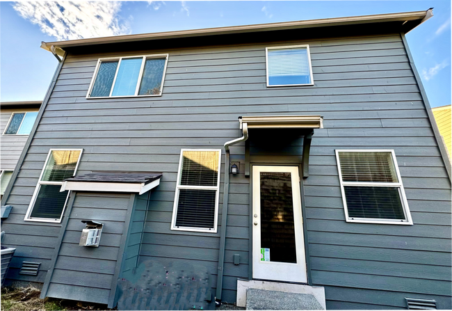 Building Photo - 5013 52nd Ave Ct W