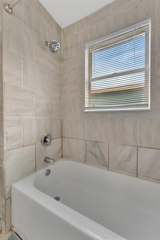 Building Photo - 2851 Emerson Ave S