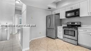 Building Photo - 721 SW 148th Ave