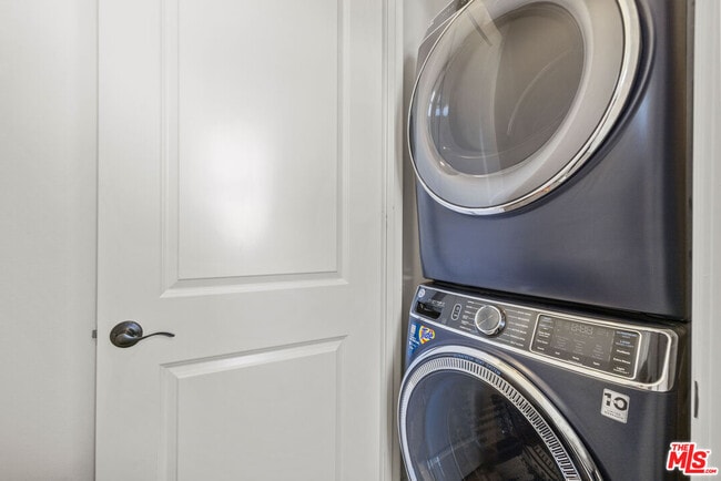 Building Photo - 21757 Bene Dr