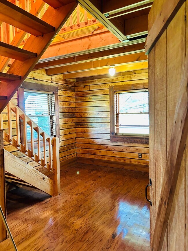 Building Photo - 101 Choctaw Dr