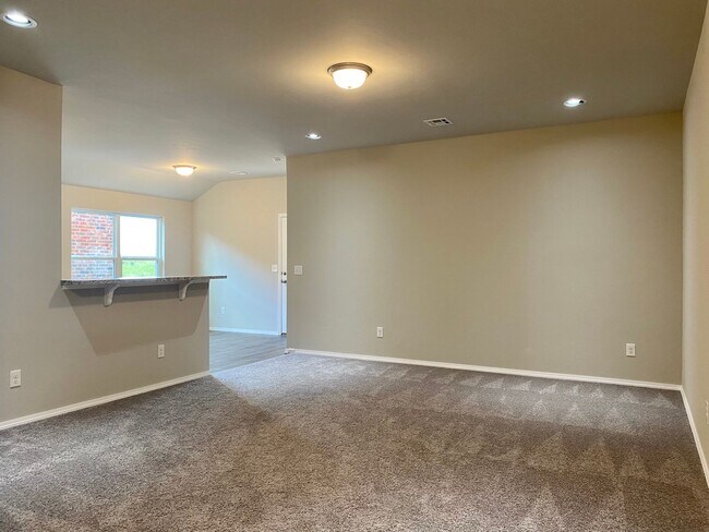 Building Photo - Wonderful 3 bed 2 bath in SW OKC