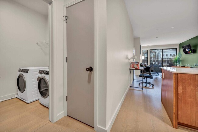 Building Photo - 2189 Cornell Rd