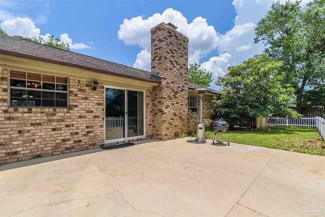 Building Photo - 6464 Lake Charlene Ct