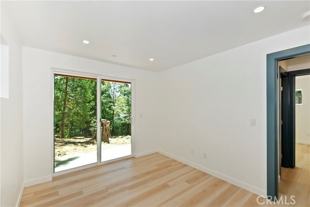 Building Photo - 441 Oriole Dr