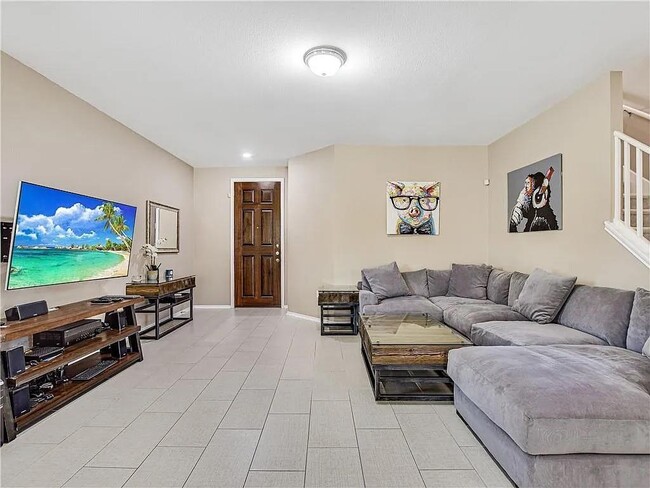 Building Photo - 808 Sandhill Branch Dr