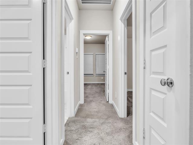 Building Photo - 2214 Spring Side Dr
