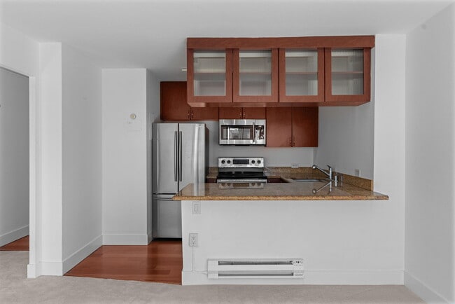 Building Photo - 1105 Spring St