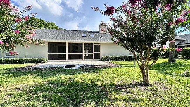 Building Photo - 7468 Aprelle Dr