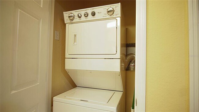 Building Photo - 1371 Tuscan Terrace