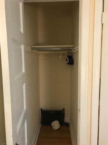 Room # 3 - 4427 Nebraska Ave NW