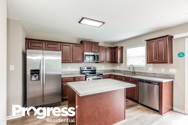 Building Photo - 1800 Windy Willow Ln