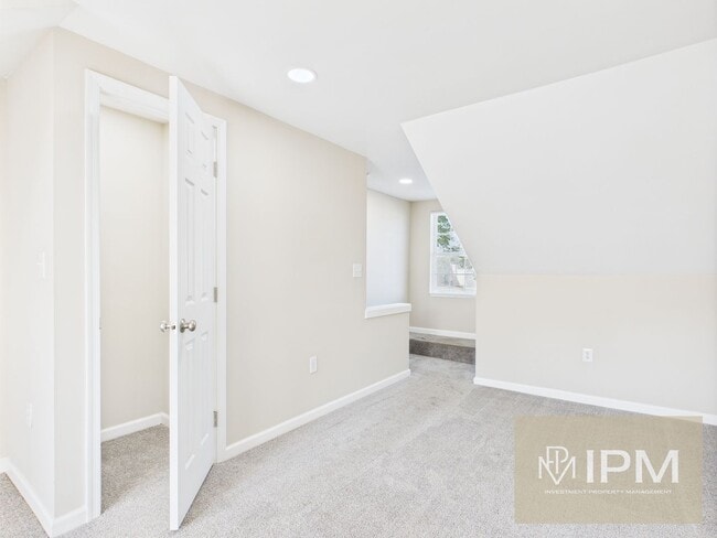 Building Photo - Charming 3 Bedroom, 2 Bath Home in Harrisburg, Pa!