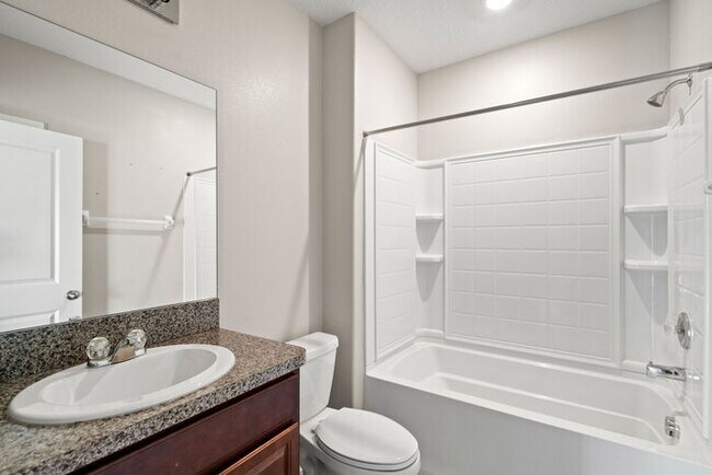 Building Photo - BEAUTIFUL Home For Rent in Cypress Creek!