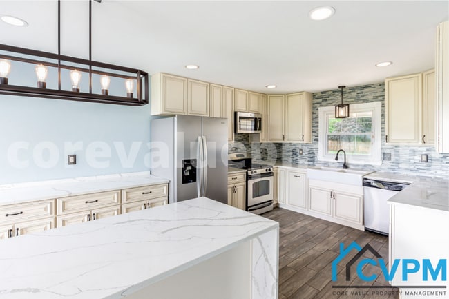 Building Photo - 12110 Tulip Grove Dr