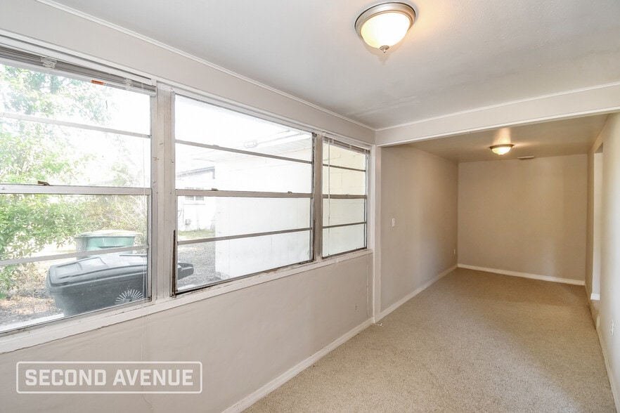 Building Photo - 3645 Peach Dr