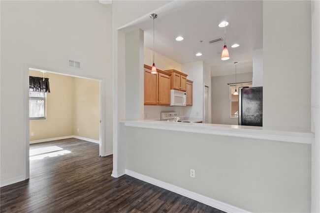 Building Photo - 819 Fairwaycove Ln