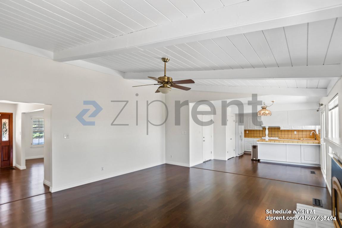 Building Photo - 307 Boulder Dr