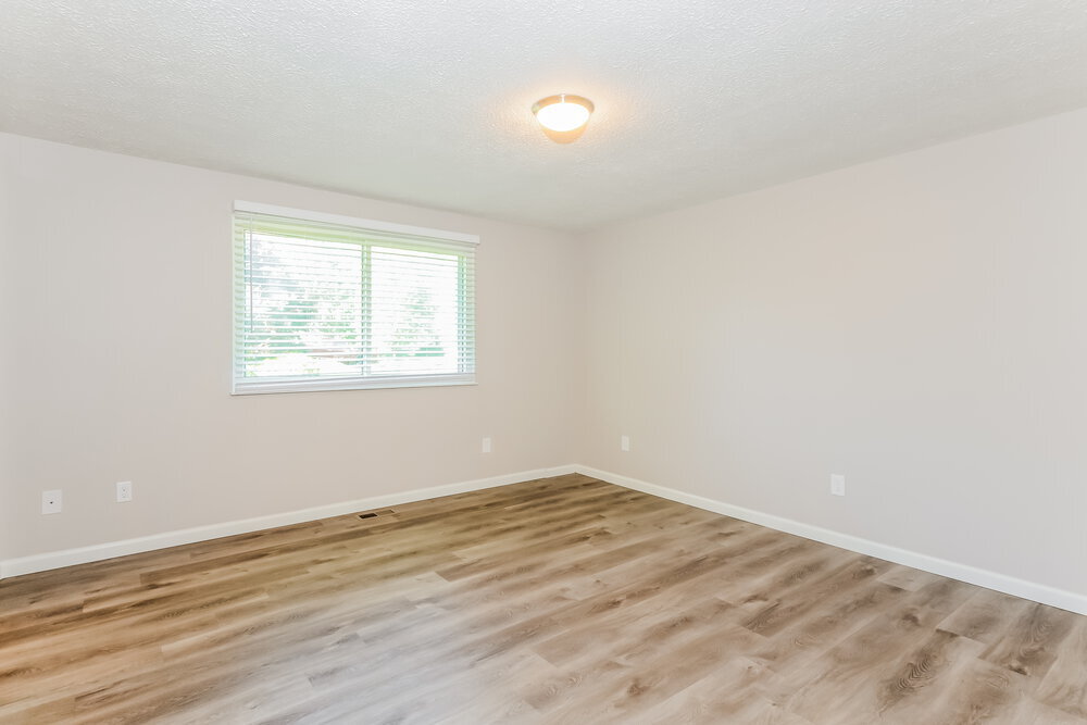 Building Photo - 8130 Clayburn Dr