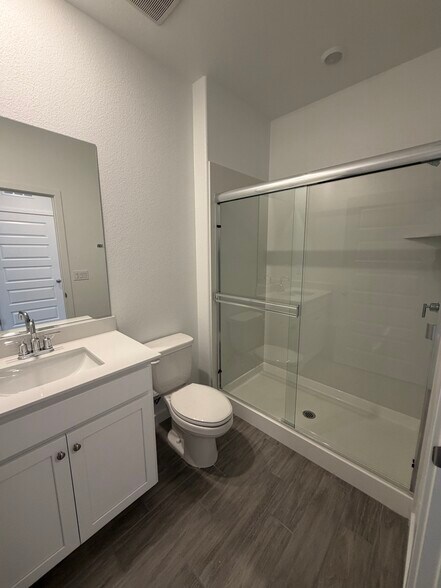 Building Photo - 10933 Admiral Cove Way