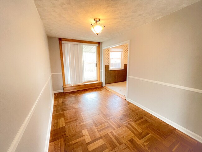 Building Photo - 3 bedroom house in Tacony