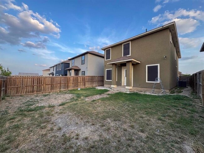 Building Photo - 4316 Ramona Dr