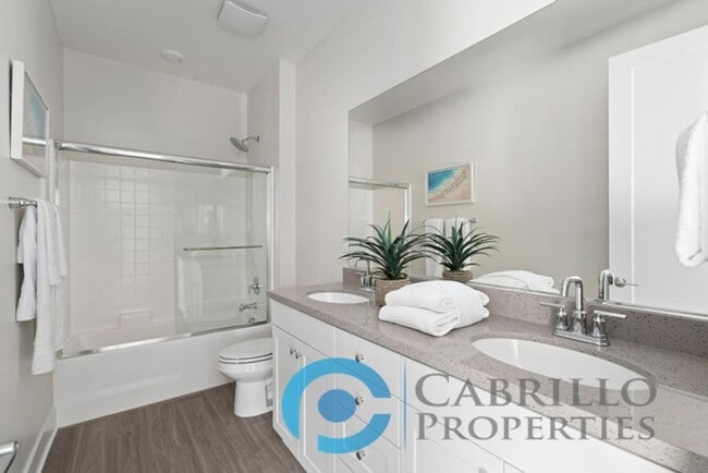 Building Photo - Brand New 2bd/3ba Home with Private Yard and Detached 1-Car Garage - $500 off Move In Special